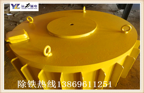 生產(chǎn)電磁除鐵器廠家能有效防止大、鐵塊破碎輸送帶的事故的處理