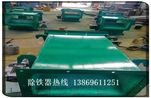 管道除鐵器，內(nèi)蒙古格柵式管道除鐵器_內(nèi)部構(gòu)造結(jié)構(gòu)圖_內(nèi)蒙古格柵式管道除鐵器工作原理_安裝示意圖