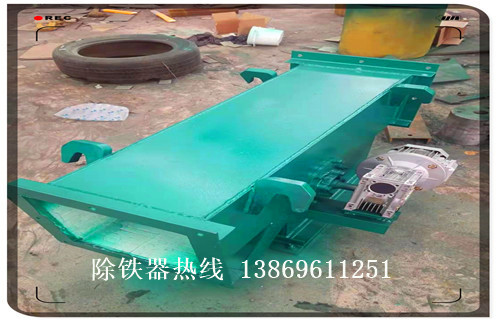 永磁管道自卸式除鐵器，永磁管道自卸式除鐵器廠家_技術(shù)參數(shù)_永磁管道自卸式除鐵器廠家磁塊安裝方式_如何換帶